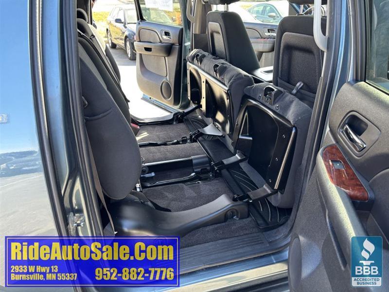 Chevrolet Avalanche  2011