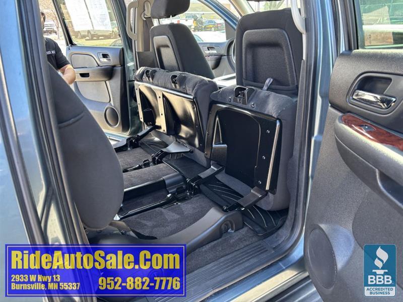 Chevrolet Avalanche  2011