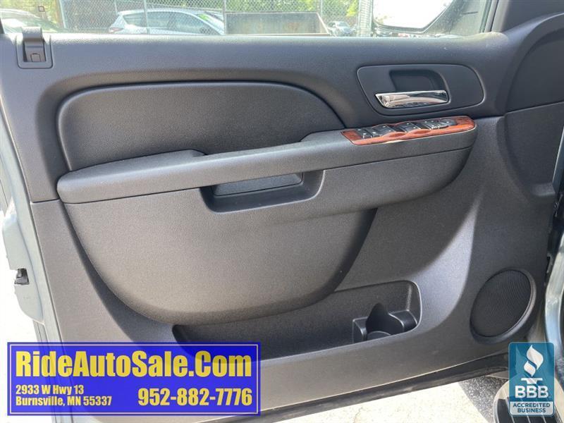 Chevrolet Avalanche  2011