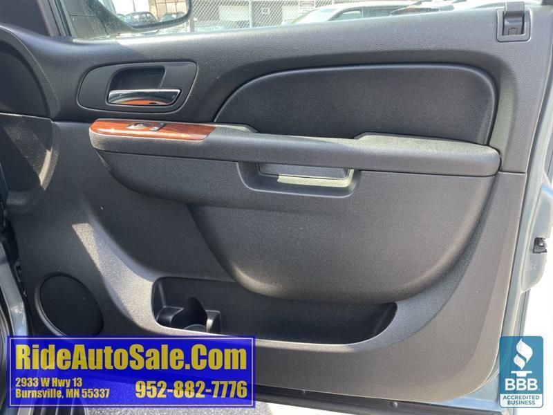 Chevrolet Avalanche  2011