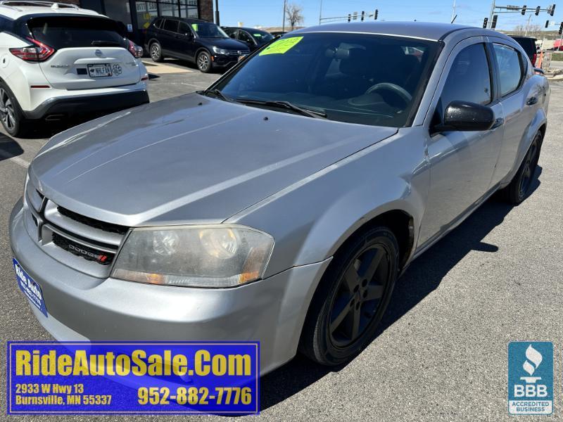 2013 Dodge Avenger SXT, 4dr sedan, reliable 2.4 4cyl, Automatic !