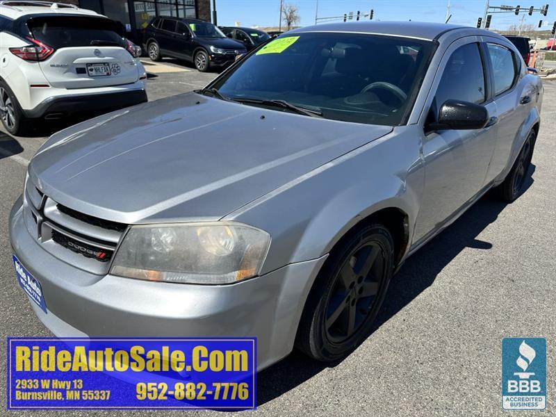 2013 Dodge Avenger SXT, 4dr sedan, reliable 2.4 4cyl, Automatic !