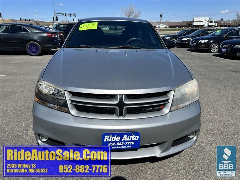 Dodge Avenger  2013