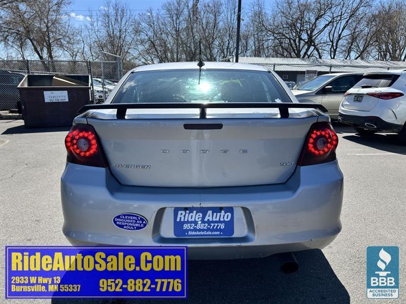 Dodge Avenger  2013