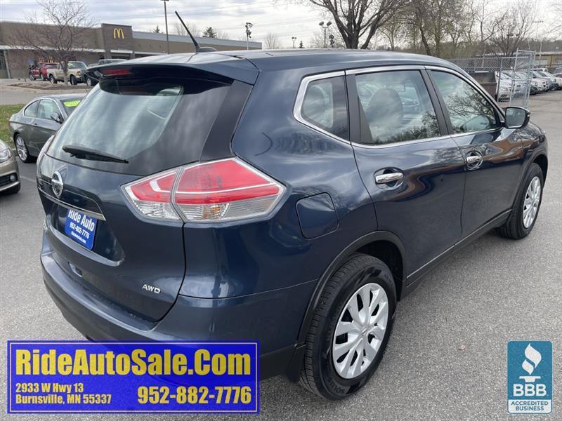 Nissan Rogue  2015