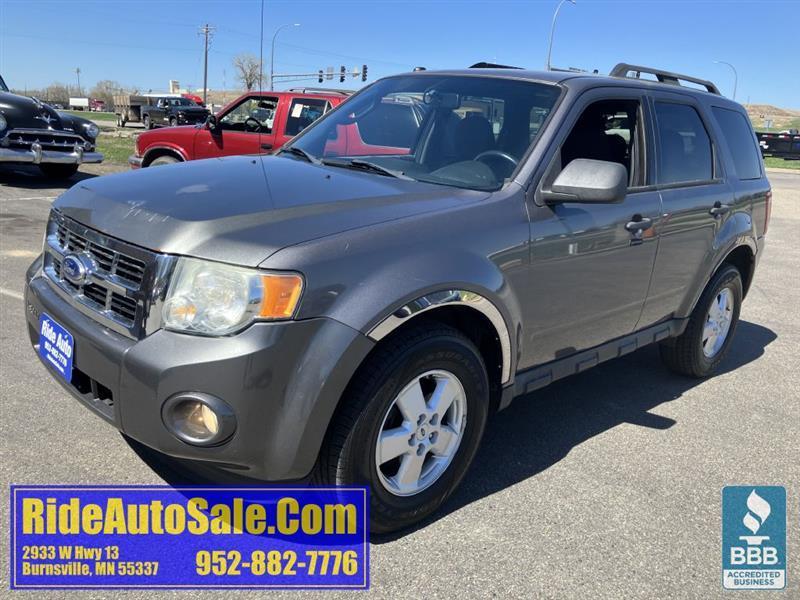 2011 Ford Escape XLT, Cross Over SUV, 4x4, 3.0 V6!