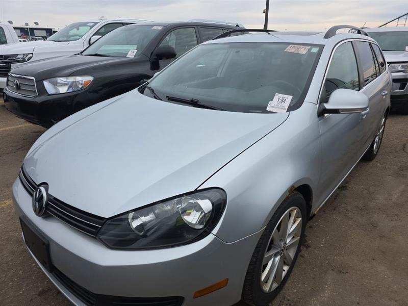 2011 Volkswagen Jetta SportWagen TDI, 5dr Wagon, 2.0 turbo diesel, leather !