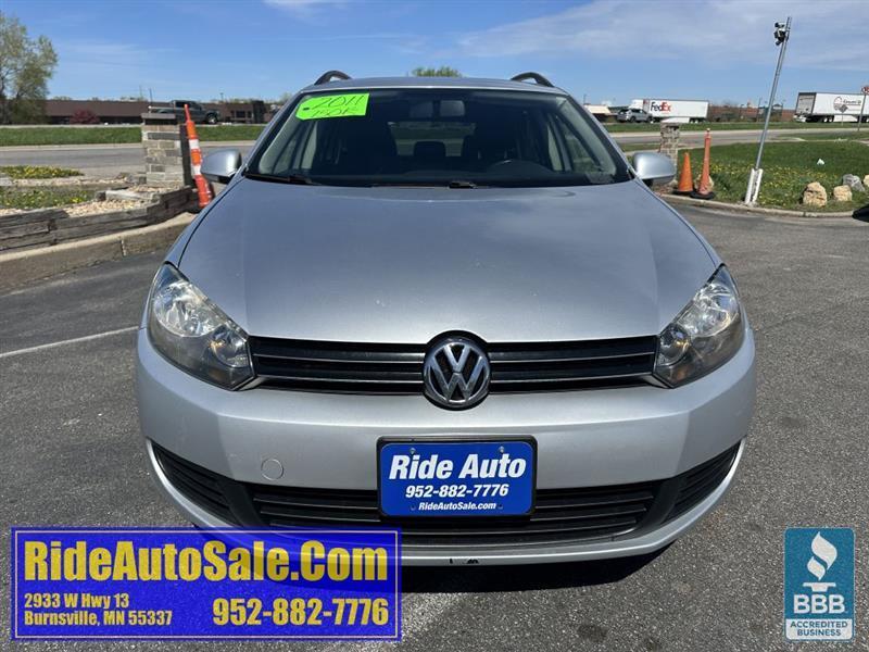 Volkswagen Jetta SportWagen  2011