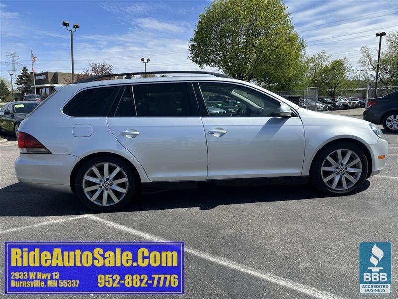 Volkswagen Jetta SportWagen  2011