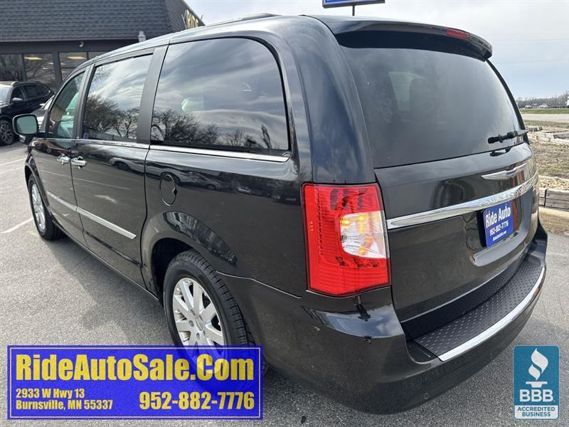 Chrysler Town & Country  2012