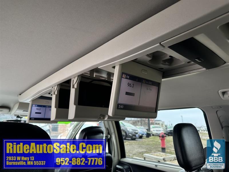 Chrysler Town & Country  2012