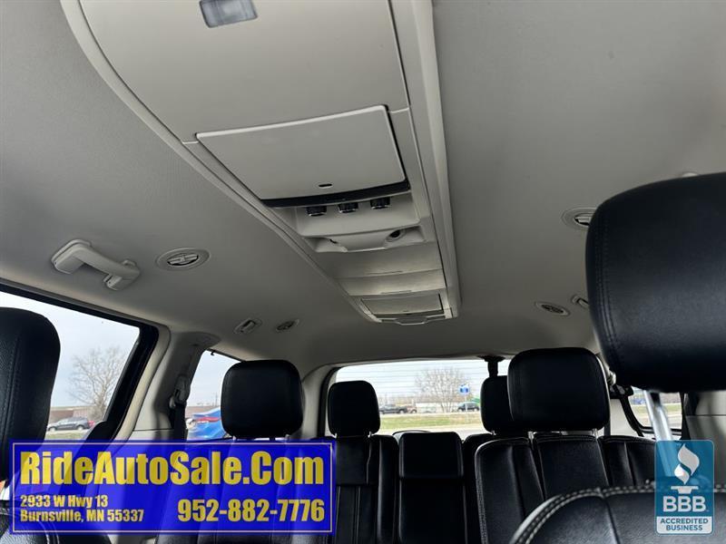 Chrysler Town & Country  2012