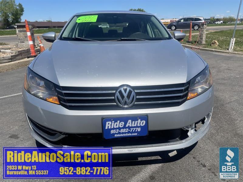 Volkswagen Passat  2012