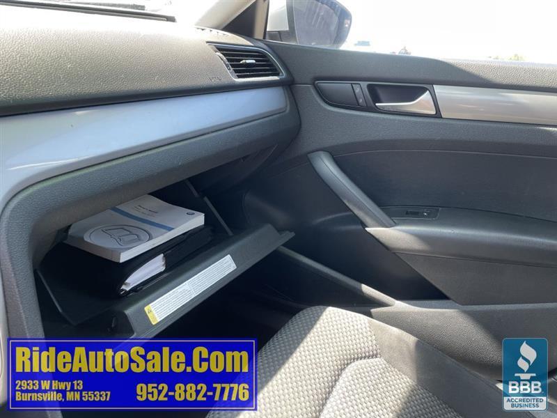 Volkswagen Passat  2012