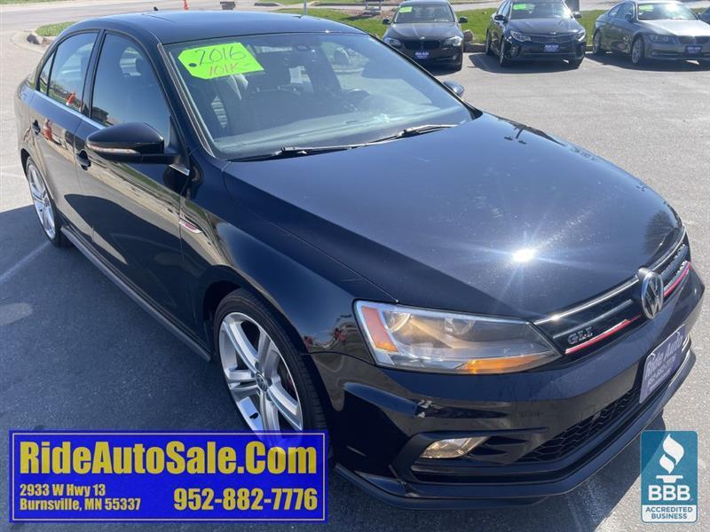 Volkswagen Jetta  2016