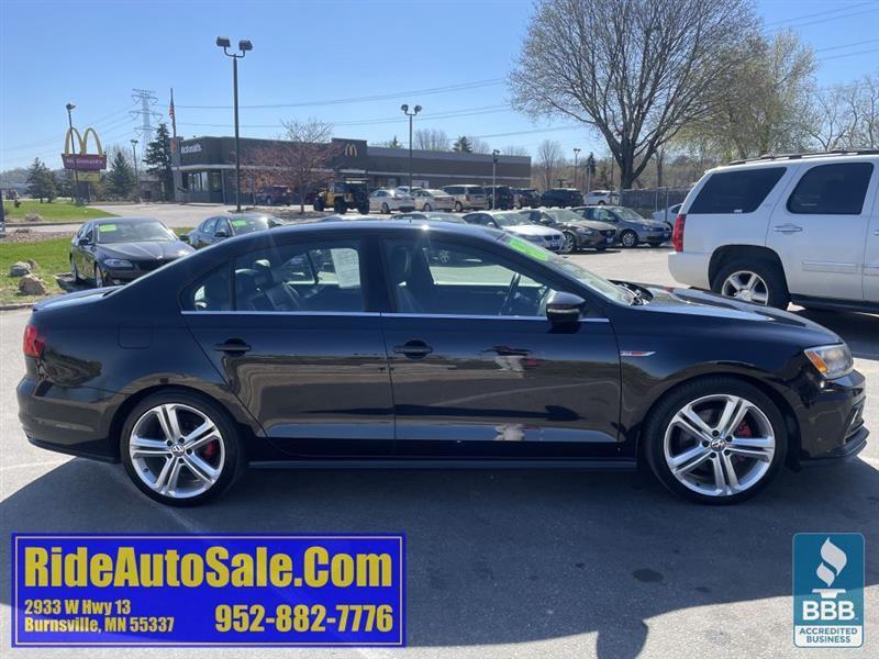 Volkswagen Jetta  2016