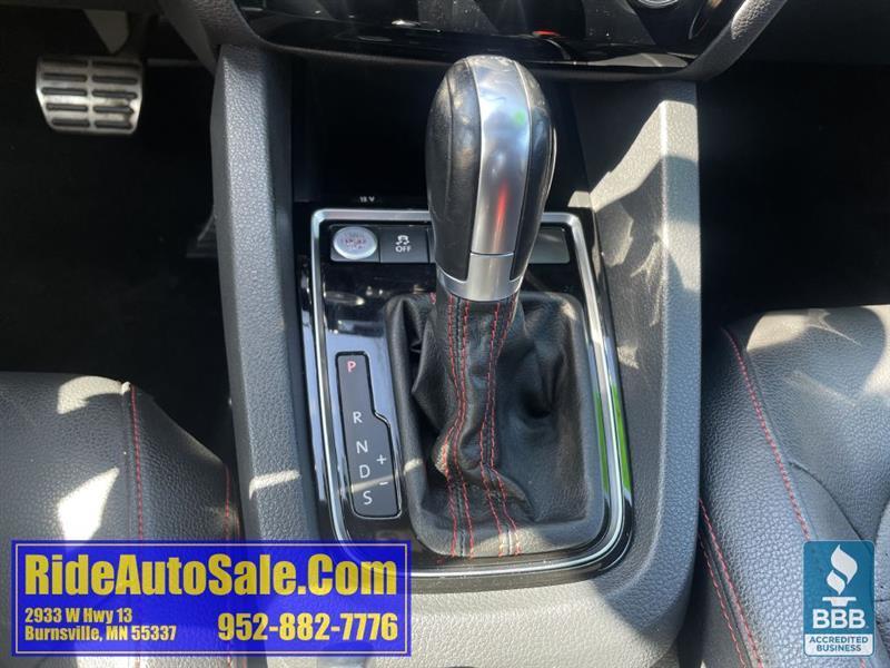 Volkswagen Jetta  2016