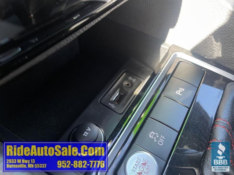 Volkswagen Jetta  2016