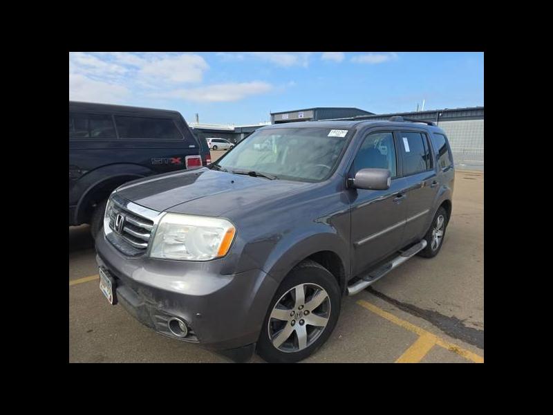 2015 Honda Pilot Touring, 8 Pass. 4x4, V6, leather, P-roof, nice!