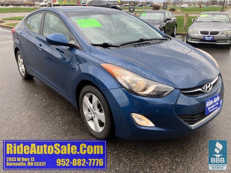 Hyundai Elantra  2013