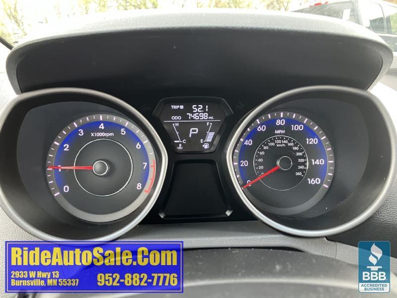 Hyundai Elantra  2013