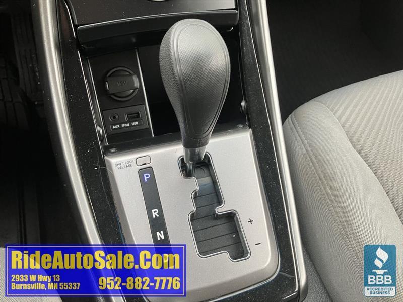 Hyundai Elantra  2013