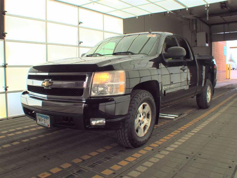 2008 Chevrolet Silverado 1500 LT, Extended cab 4dr, Z71 4x4, 5.3 V8, clean !