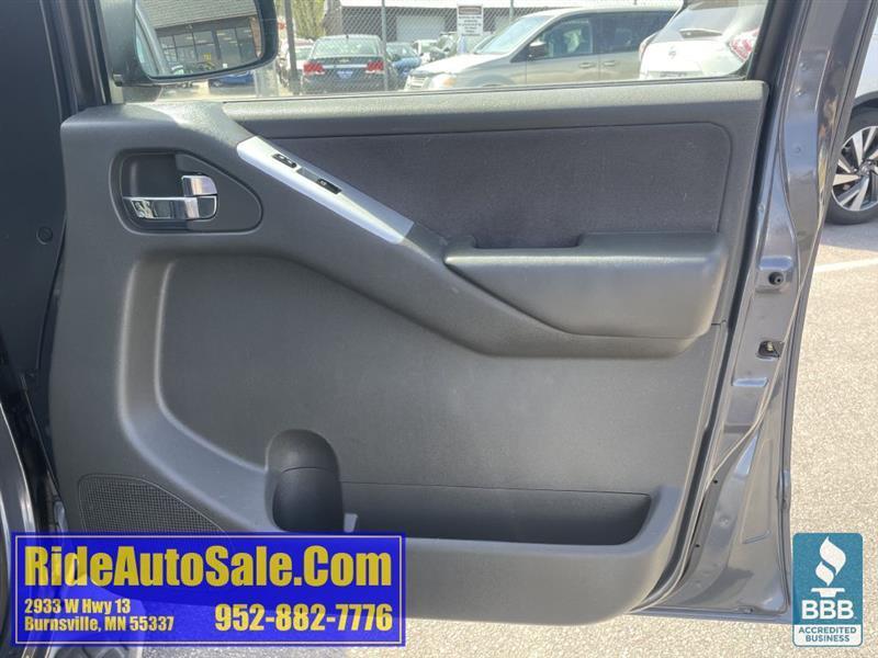 Nissan Pathfinder  2012