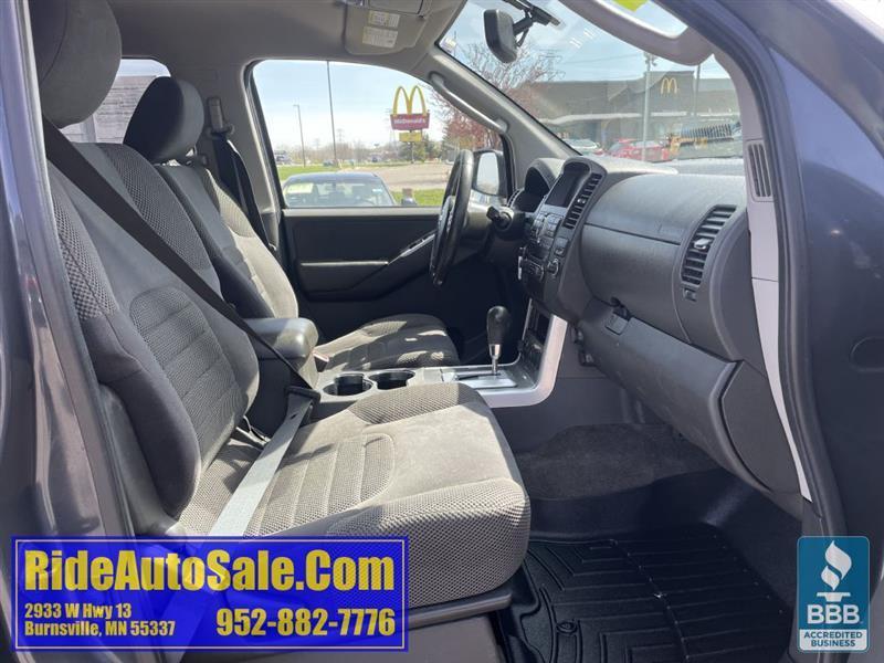 Nissan Pathfinder  2012