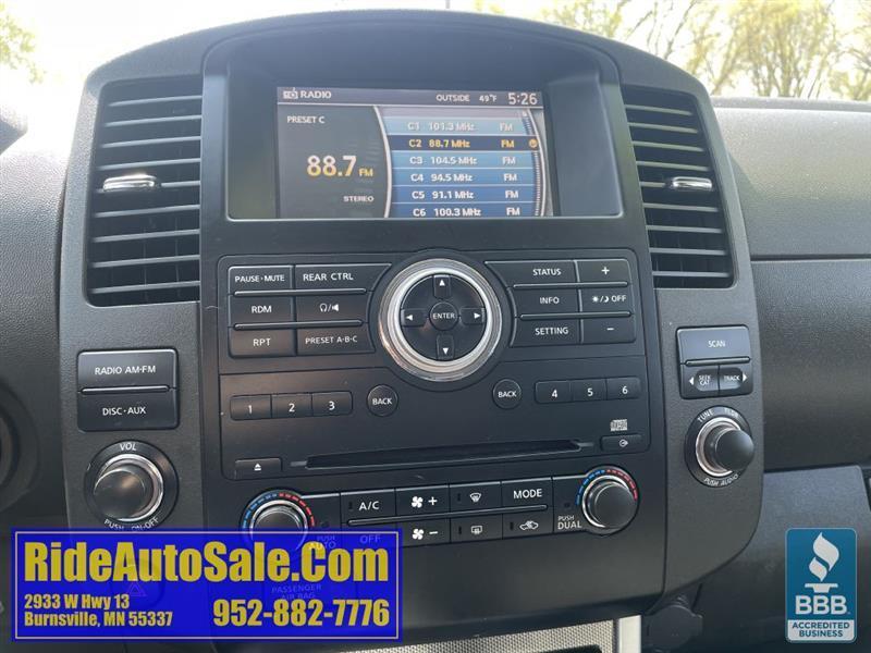 Nissan Pathfinder  2012