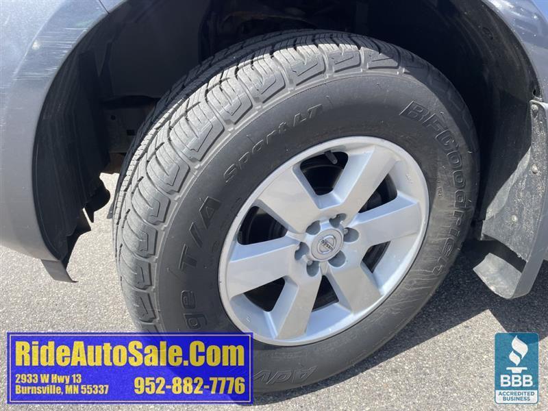 Nissan Pathfinder  2012