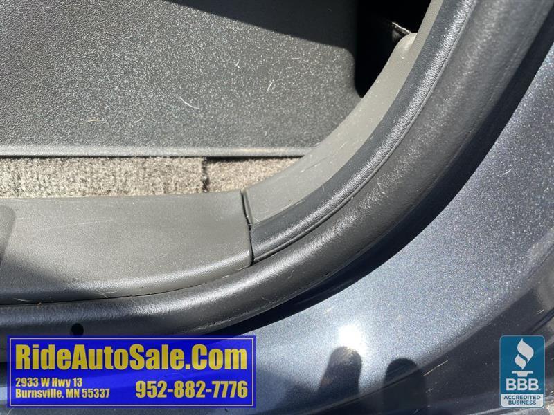 Nissan Pathfinder  2012