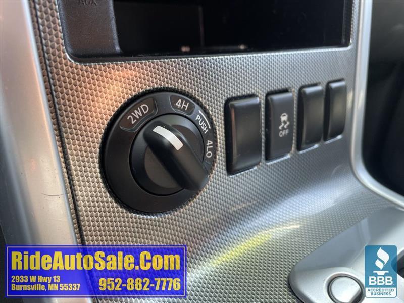 Nissan Pathfinder  2012