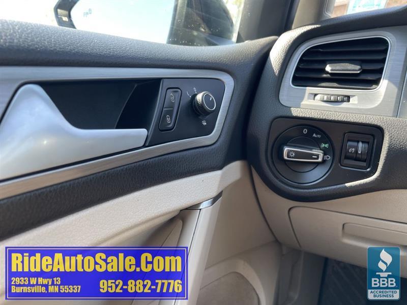 Volkswagen Jetta SportWagen  2016