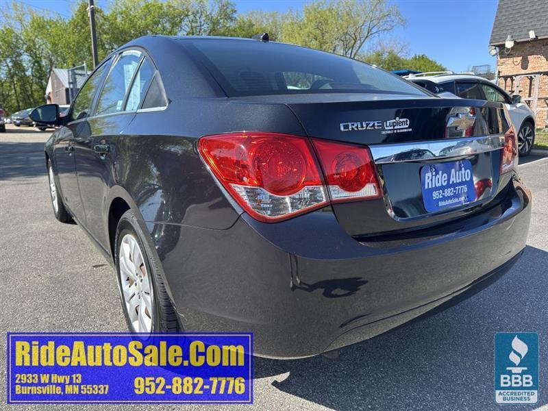 Chevrolet Cruze  2012