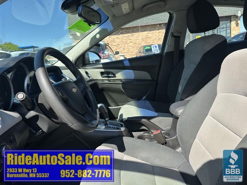 Chevrolet Cruze  2012