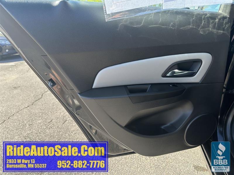 Chevrolet Cruze  2012