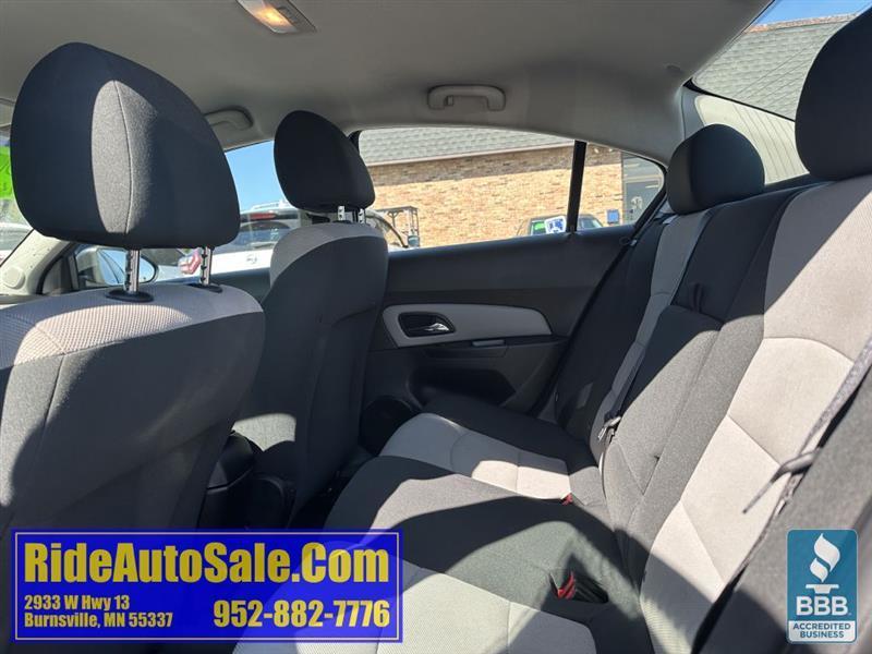 Chevrolet Cruze  2012