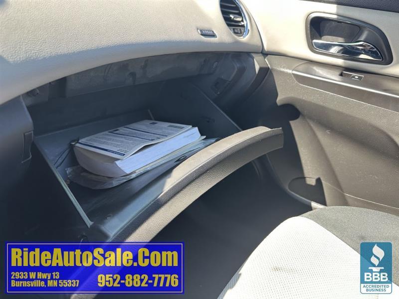 Chevrolet Cruze  2012