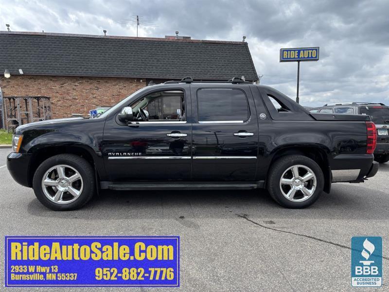 Chevrolet Avalanche  2013