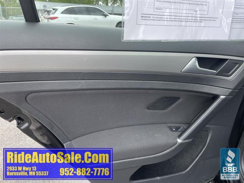 Volkswagen Jetta SportWagen  2016