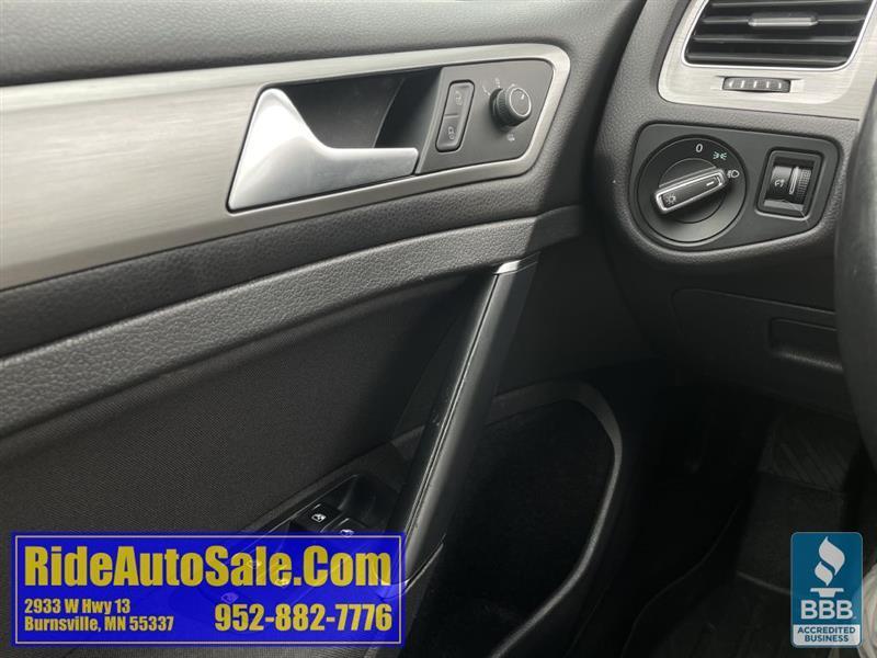 Volkswagen Jetta SportWagen  2016