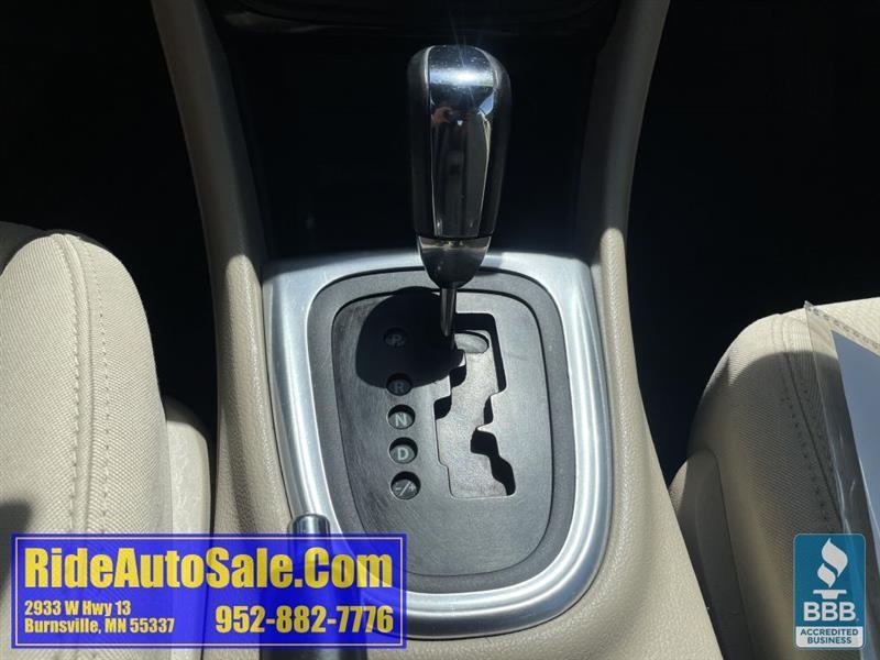 Chrysler 200  2013