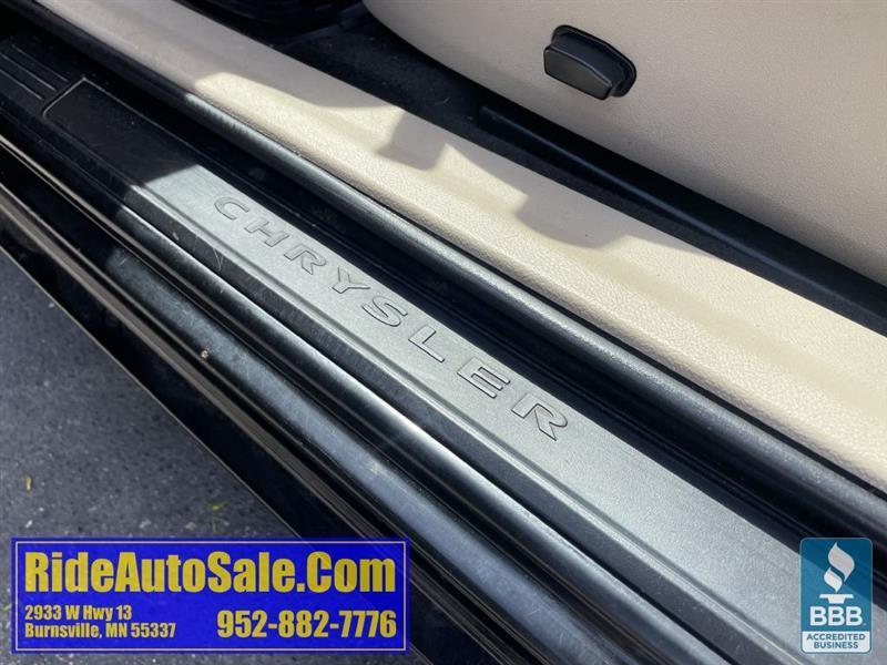 Chrysler 200  2013