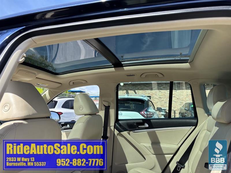 Volkswagen Tiguan  2013