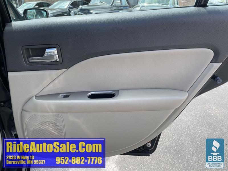 Ford Fusion  2010