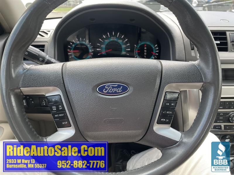 Ford Fusion  2010
