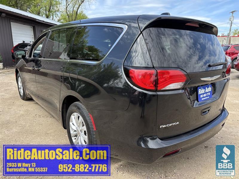 Chrysler Pacifica  2017