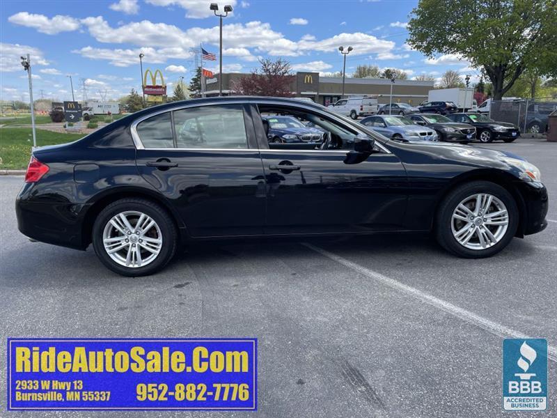Infiniti G37X  2012