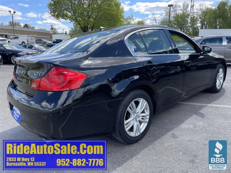 Infiniti G37X  2012